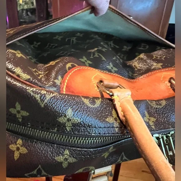 Louis Vuitton Monogram Deauville - Picture 7 of 14